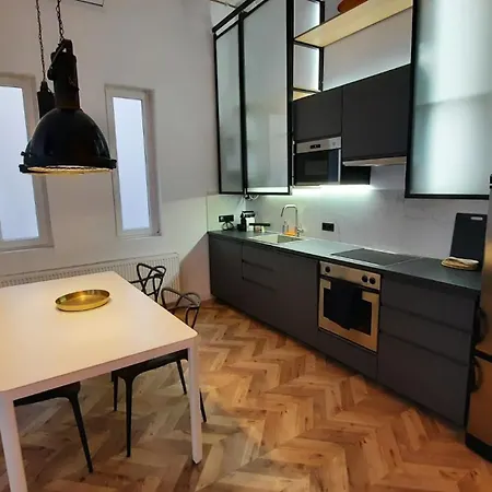 Lejlighed Deak Loft